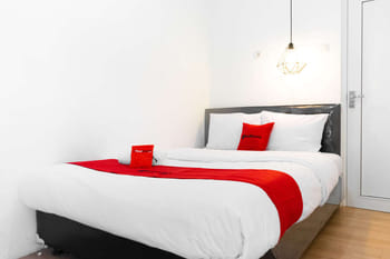 RedDoorz near Sam Poo Kong 3 Semarang