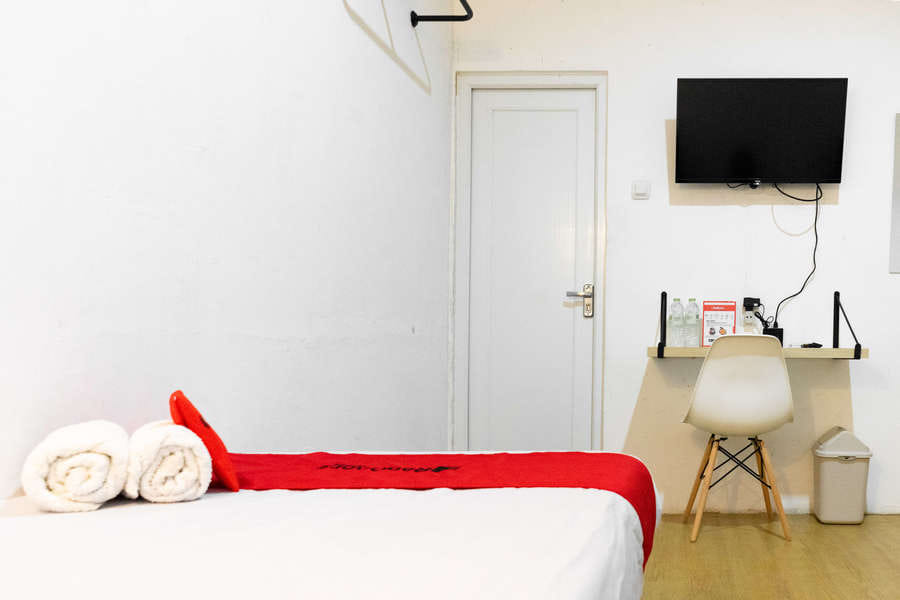 RedDoorz near Sam Poo Kong 3 Semarang