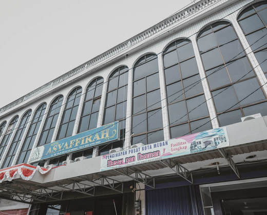 RedDoorz Plus near Istana Maimun Medan