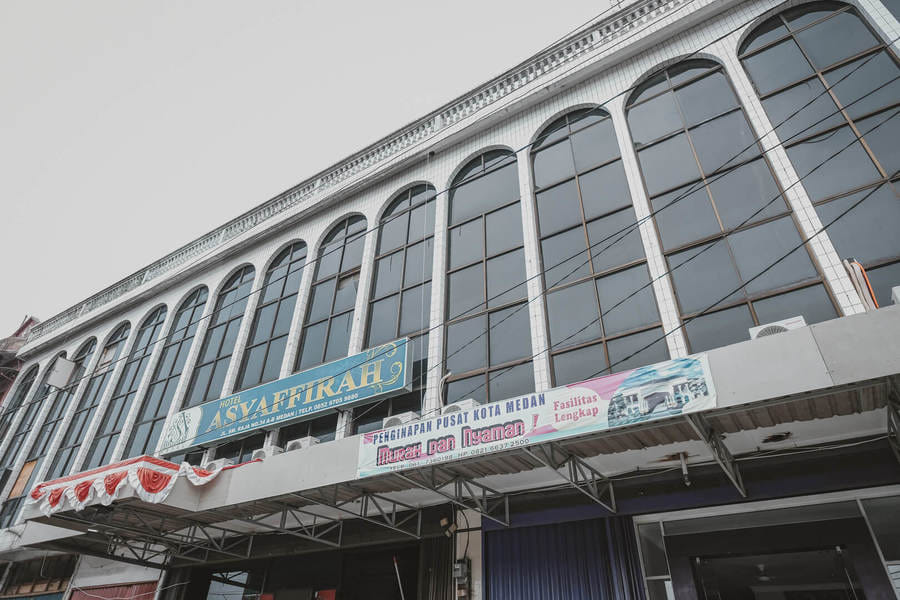 RedDoorz Plus near Istana Maimun Medan
