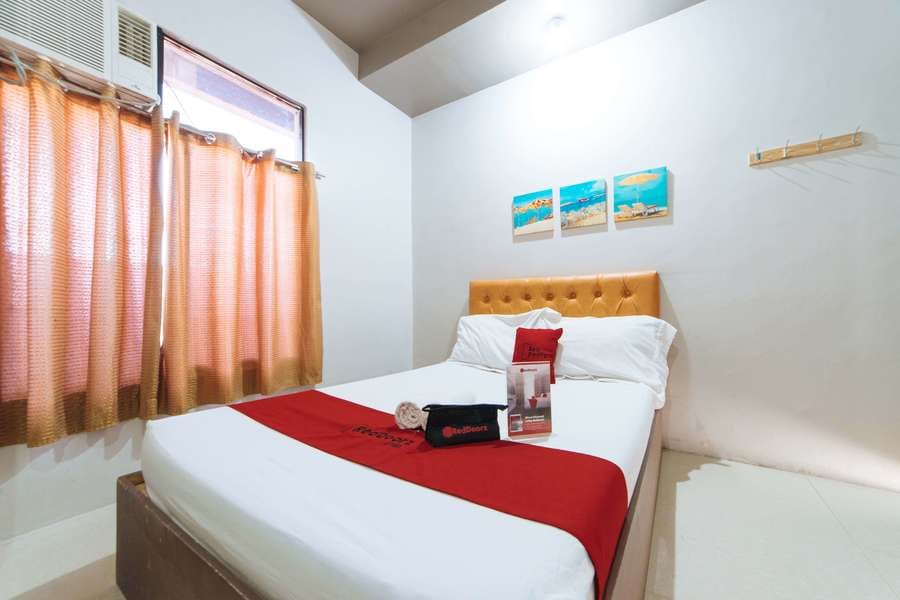 RedDoorz @ Aparente Gensan 