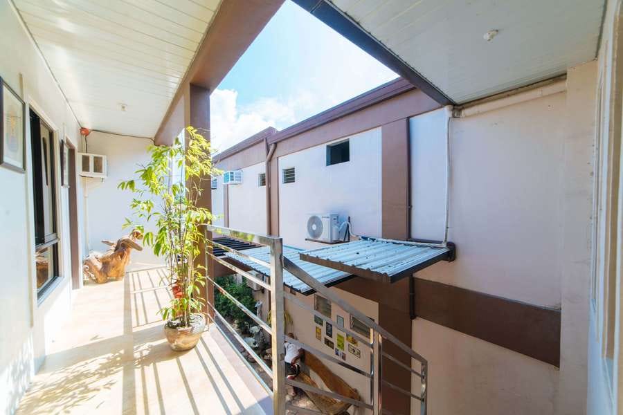 RedDoorz @ Aparente Gensan 