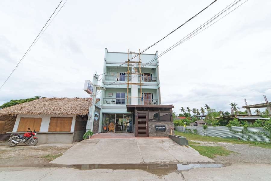 RedDoorz @ Old Buswang Road