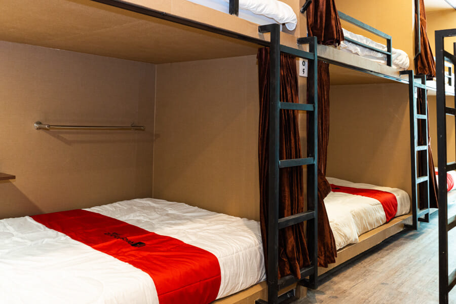 RedDoorz Hostel @ DI Panjaitan Simpang Lima