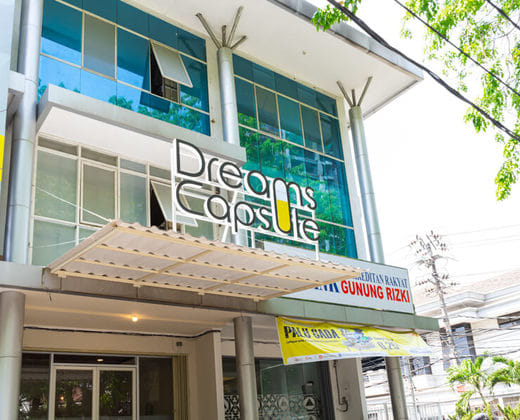 RedDoorz Hostel @ DI Panjaitan Simpang Lima