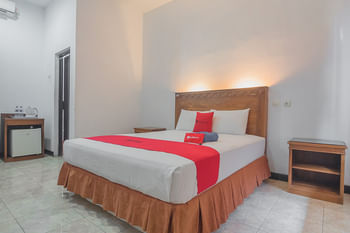 RedDoorz Plus near RSUD Majalengka.