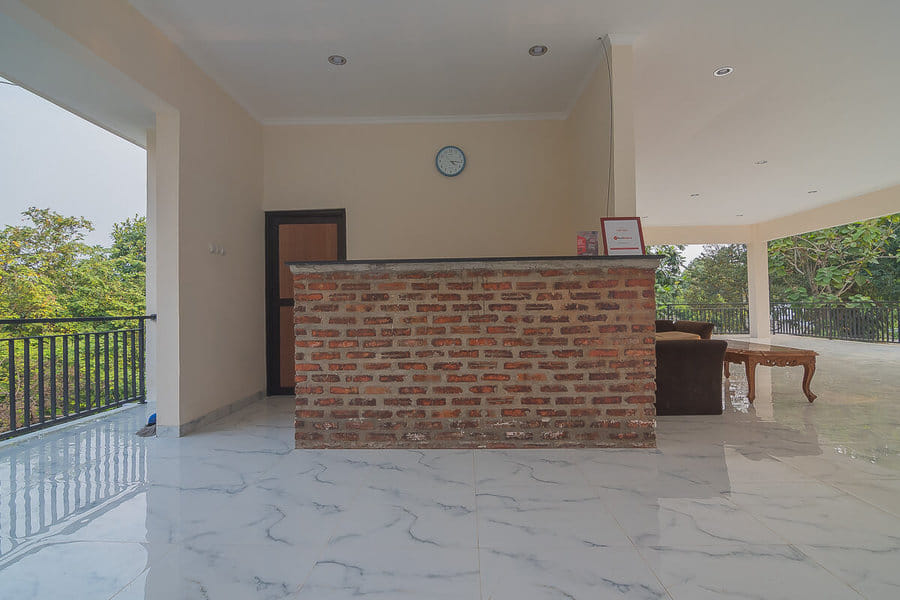 RedDoorz Plus @ Hotel Negeri Baru Lodaya Puncak