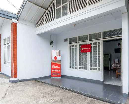 RedDoorz Syariah near RSUD Cimacan