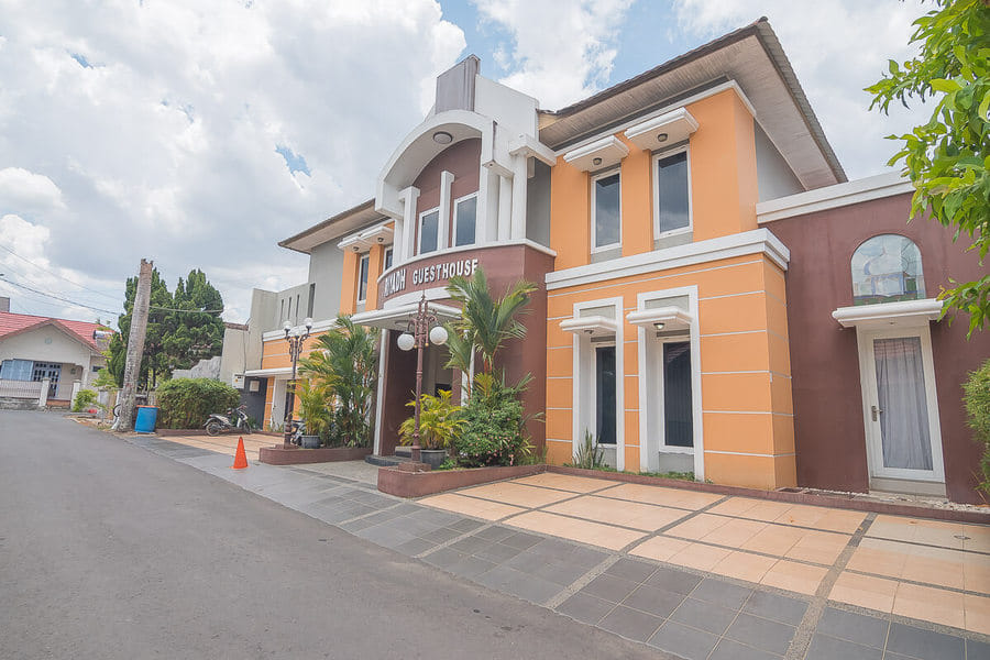 RedDoorz Plus Syariah @ Banjarbaru 2