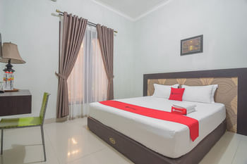 RedDoorz Plus Syariah @ Banjarbaru 2