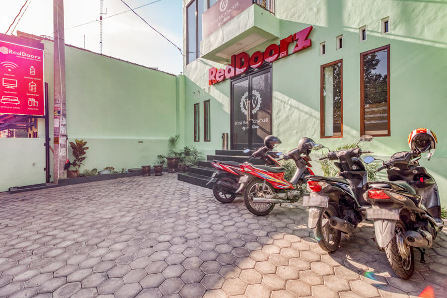 RedDoorz near Jogja National Museum