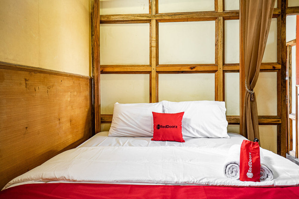 RedDoorz Family Room