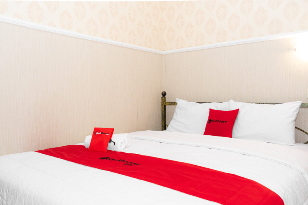 RedDoorz Room