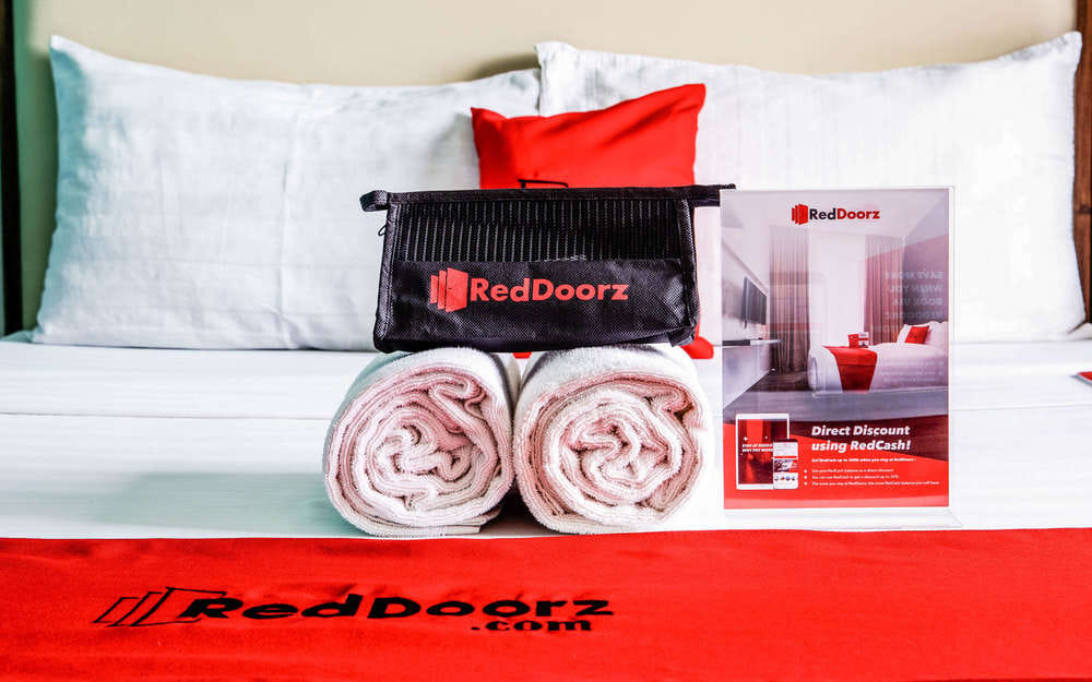 RedDoorz Room