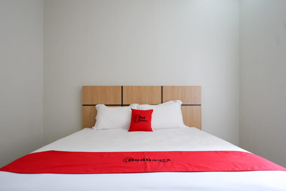 RedDoorz Room