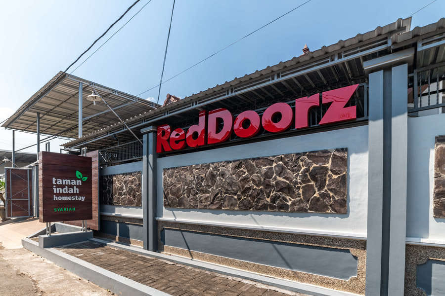 RedDoorz Syariah near RRI Malang