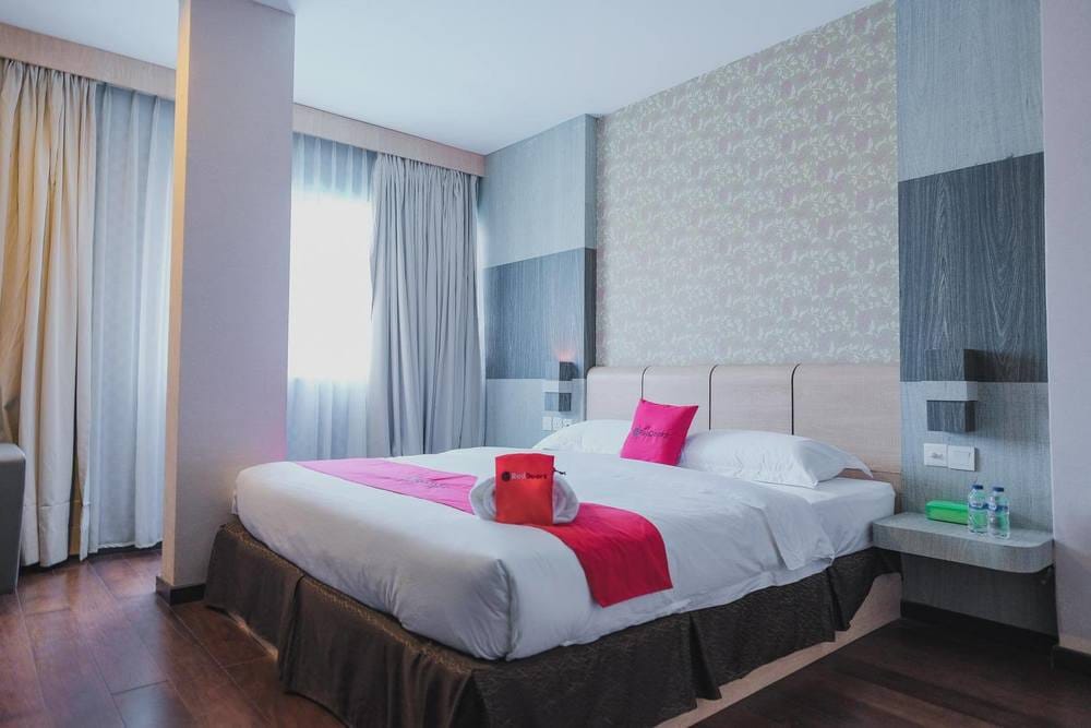 RedDoorz Premium