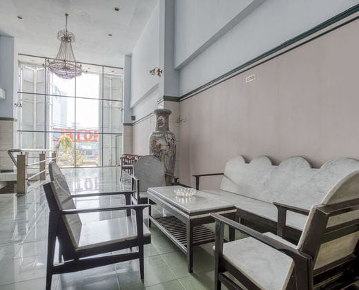 RedDoorz Plus near Jakarta Kota Station