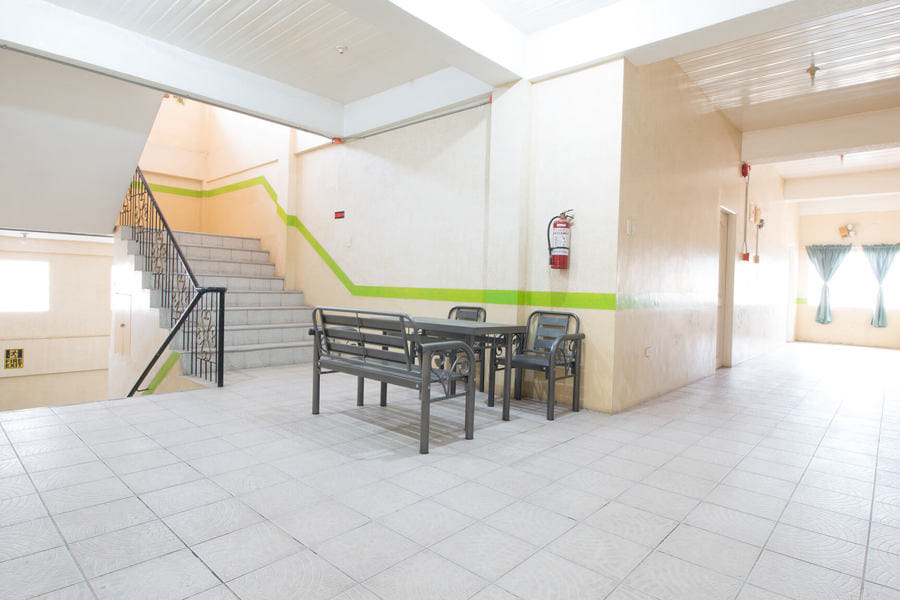 RedDoorz @ Praferosa Resort Hotel Calamba