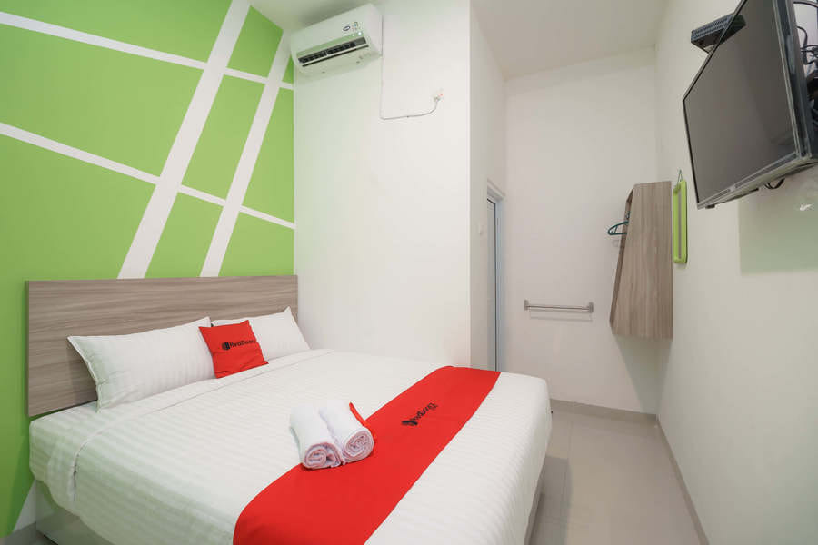 RedDoorz Plus @ Grand Tara Homestay Palembang