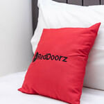RedDoorz near Alun Alun Bandung 2