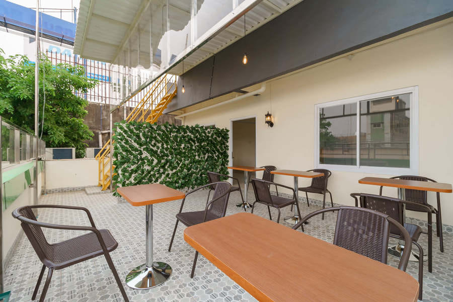 RedDoorz Plus near RS RK Charitas 2 Palembang