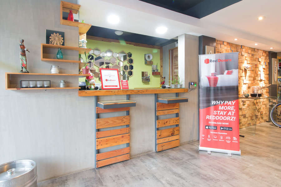 RedDoorz Plus @ Taft North Mandurriao