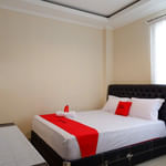 RedDoorz near Millenium Waterpark Palu