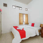 RedDoorz Syariah near Watervang Lubuk Linggau 2