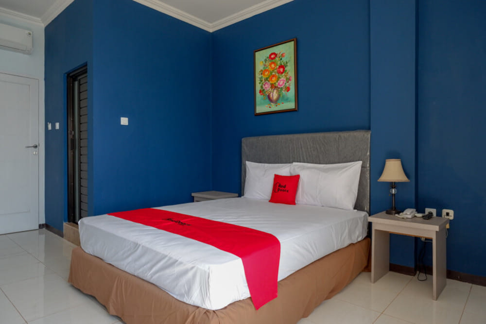 RedDoorz Premium