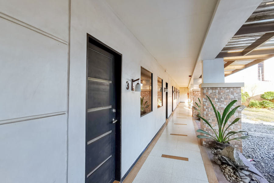 RedDoorz Plus near Robinsons Place Gensan