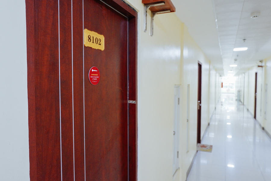 RedDoorz Plus near Camella La Brisa Lapulapu