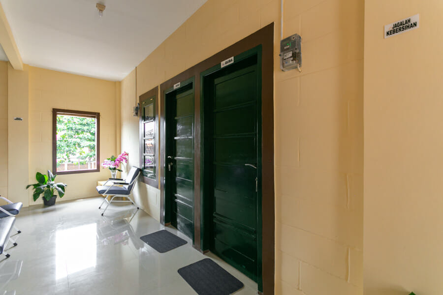 RedDoorz Syariah near Titik Nol Yogyakarta