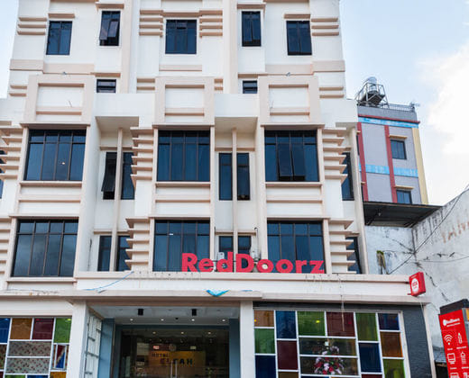 RedDoorz Plus @ Paal 2 Manado