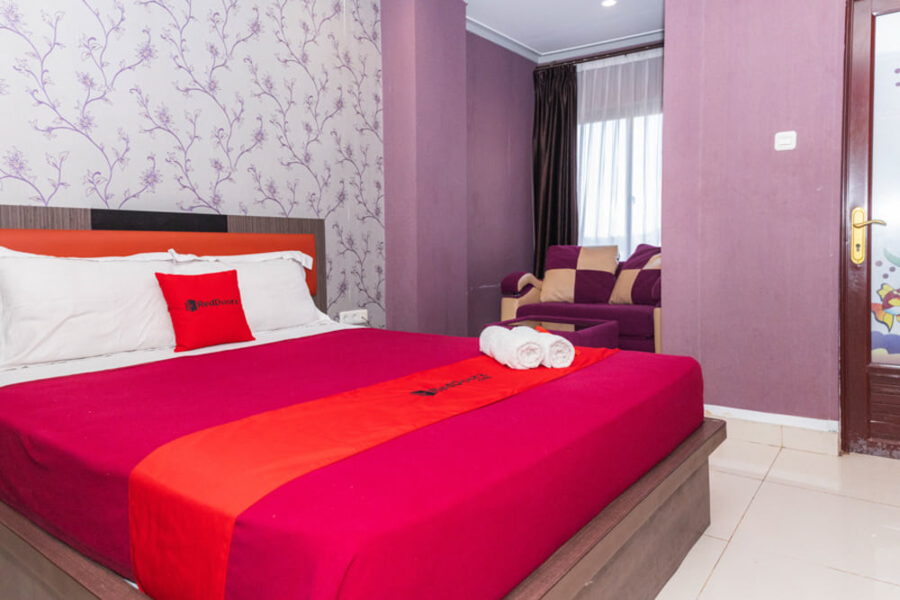 RedDoorz Suite