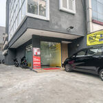 RedDoorz Plus @ Cideng Timur