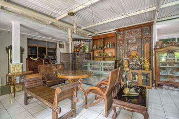 RedDoorz Hostel near Adisucipto Airport Yogyakarta