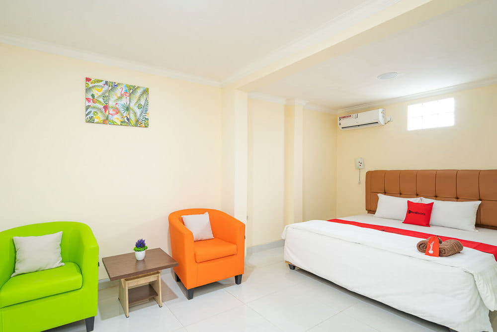 RedDoorz Premium