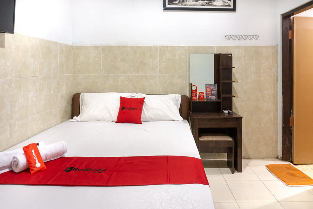 RedDoorz Premium
