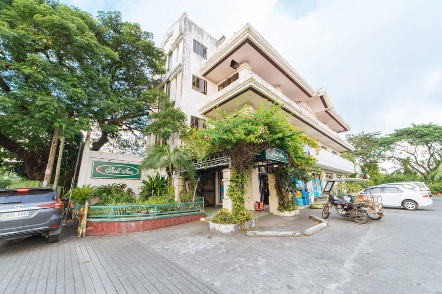 RedDoorz @ Arimbay Legazpi City