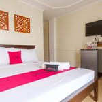 RedDoorz Plus near Johnson and Johnson Paranaque