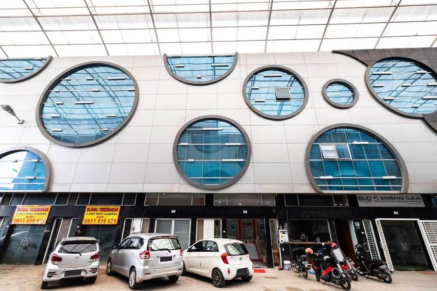 RedDoorz Plus @ Centrium Katamso Medan