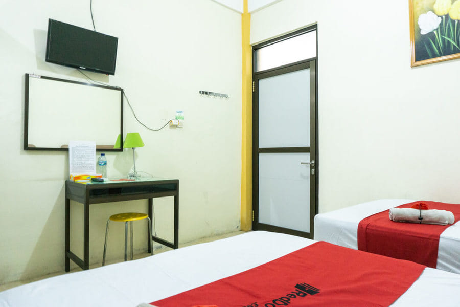 RedDoorz @ Gatot Subroto Ende