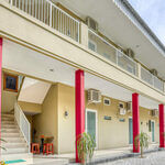 RedDoorz Syariah near Suncity Mall Sidoarjo