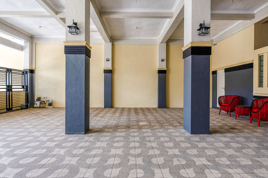 RedDoorz Syariah @ Kertomenanggal Surabaya