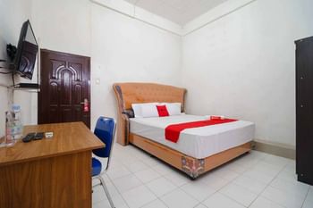 RedDoorz Syariah near Stasiun Kereta Api Kisaran
