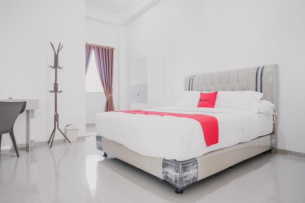 RedDoorz Premium