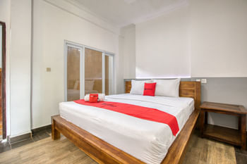 RedDoorz near Exit Toll Nusa Dua