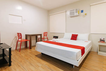 RedDoorz @ Golite Old Albay