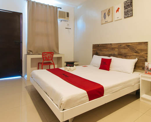 RedDoorz @ Golite Washington